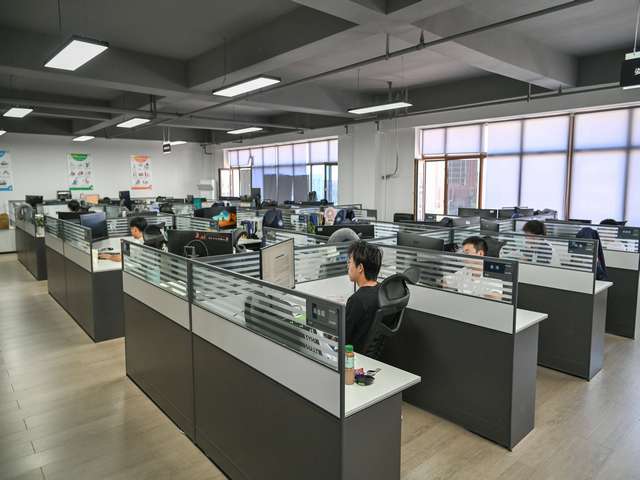 喀什白色和田玉手镯什么价格